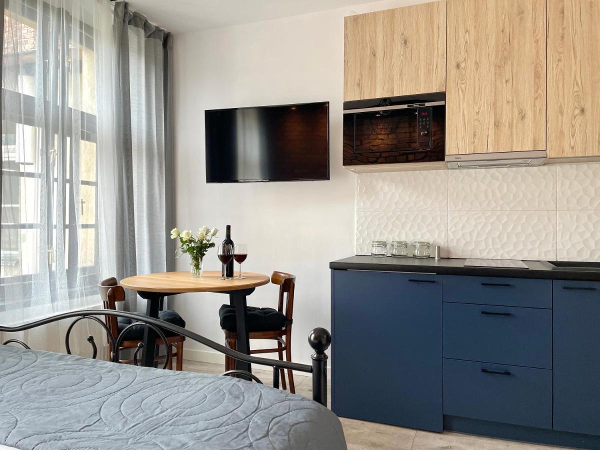 Copernicus Street Apartment - Broken Flowers And Twin Peaks Torun Exterior photo