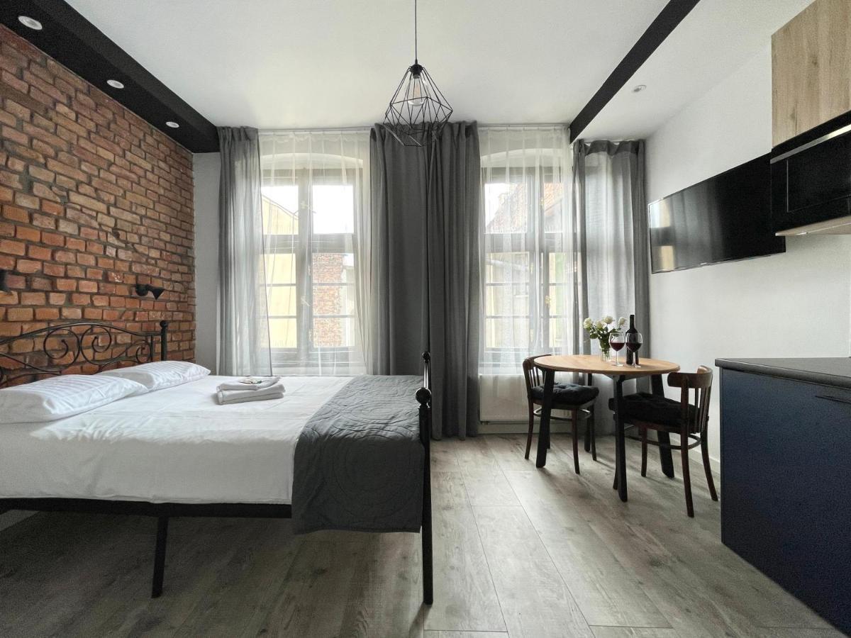Copernicus Street Apartment - Broken Flowers And Twin Peaks Torun Exterior photo