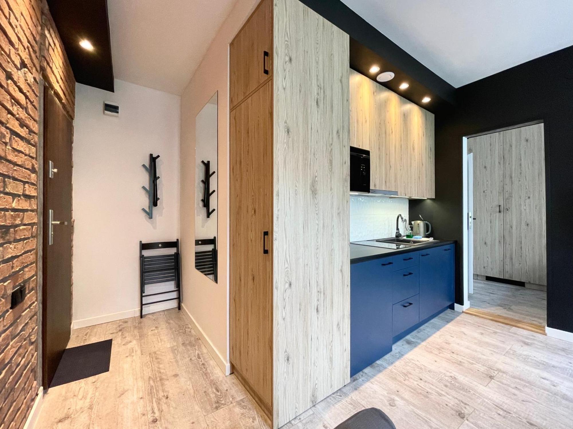 Copernicus Street Apartment - Broken Flowers And Twin Peaks Torun Exterior photo