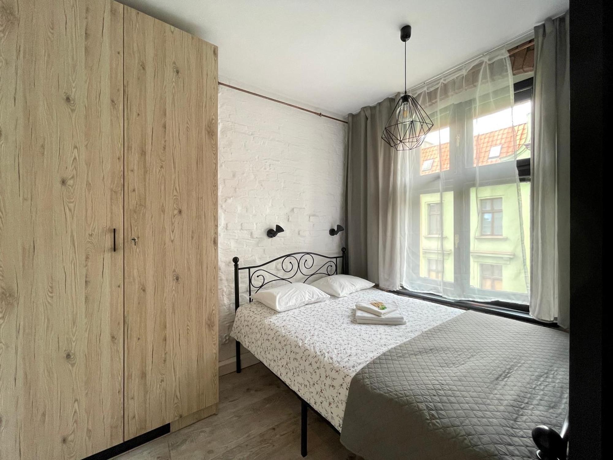Copernicus Street Apartment - Broken Flowers And Twin Peaks Torun Exterior photo