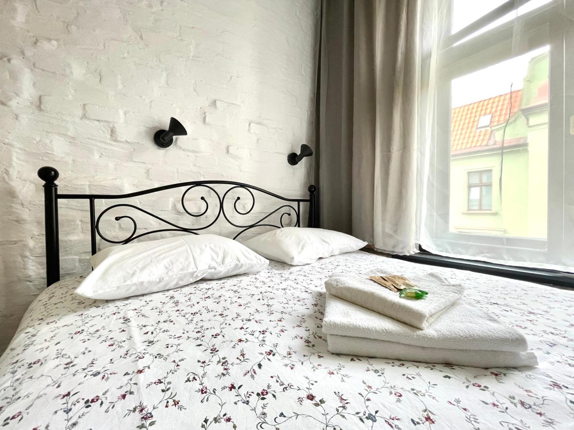 Copernicus Street Apartment - Broken Flowers And Twin Peaks Torun Exterior photo